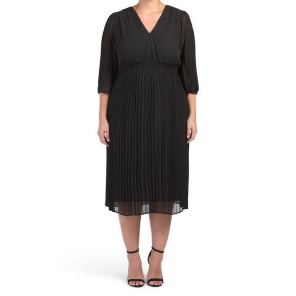 Taylor Dresses & Skirts - TAYLOR Plus Pleated Midi Dress Black Size 20W